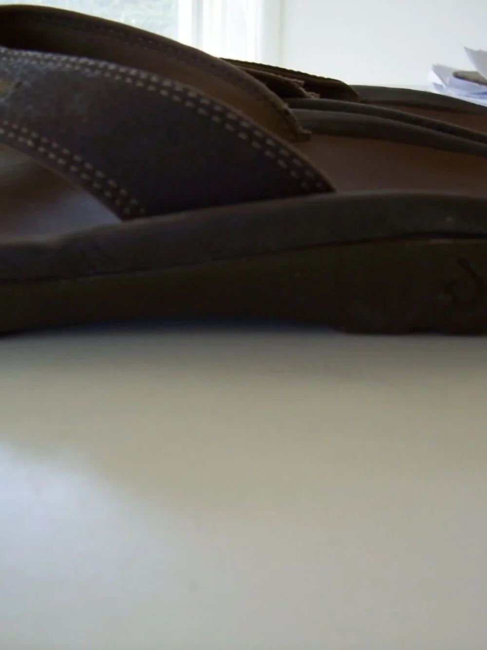 Olukai Flip-Flops Size 10 Brown with Brown Leather Footbed - Picture 2 of 4
